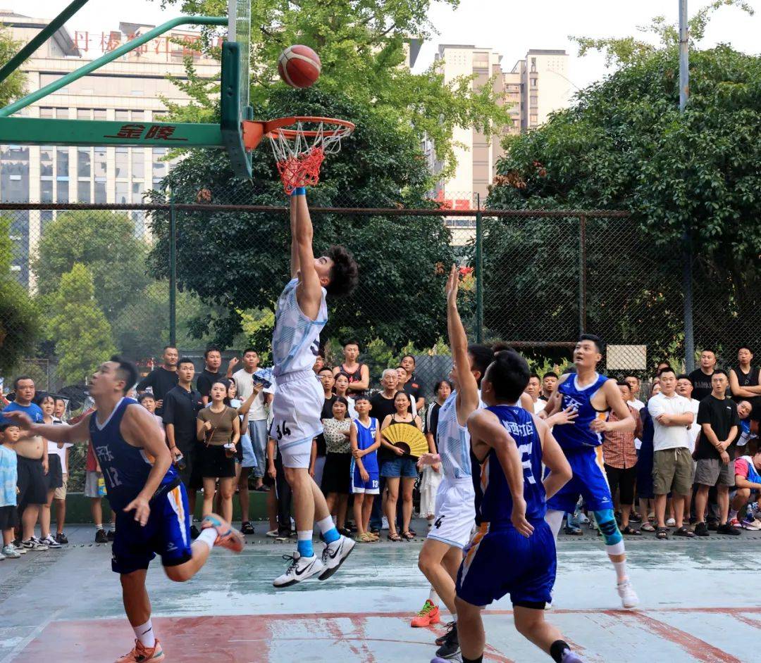 开云网页版-包含线上线下联动推动青少年篮球全民普及,打造全场景运动新生态的词条 开云网页版-包含线上线下联动推动青少年篮球全民普及,打造全场景运动新生态的词条