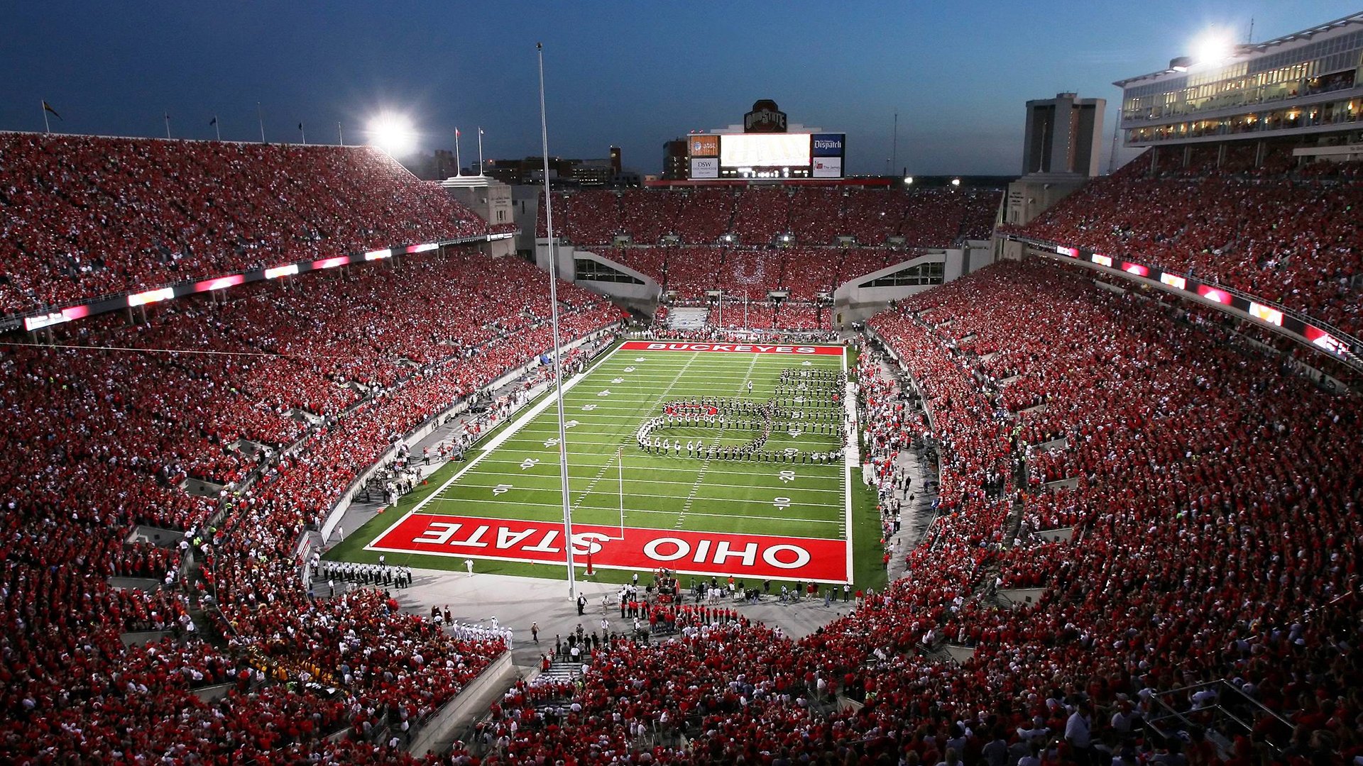 “季后赛资格逐步明朗，焦点战役带你直击现场”