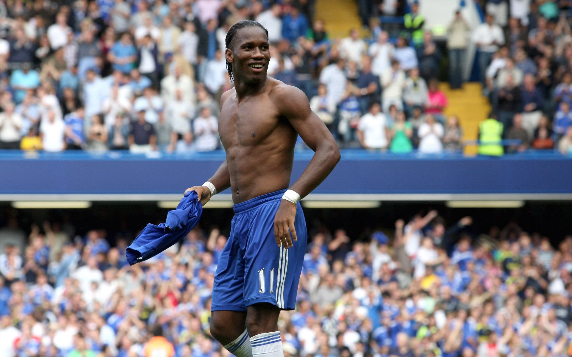 开云体育链接-“逆境中的冠军：车手如何在极端条件下坚持到底”