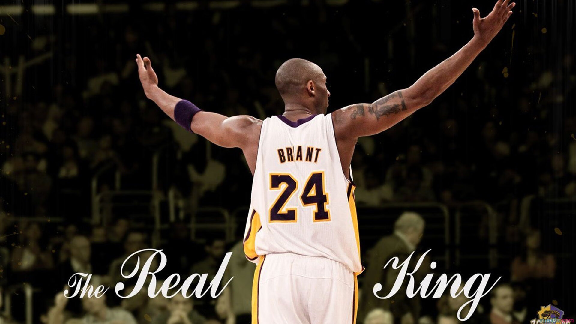 尼克斯主场每场为一位社区英雄致敬，激励城市正能量，尼克斯球队主场